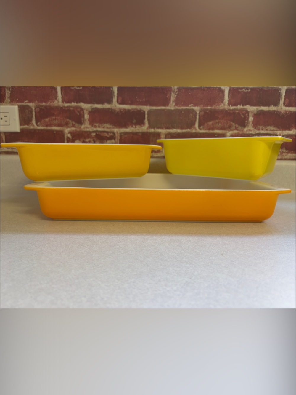 Vintage citrus Pyrex baking set!!  933, 922, 913
